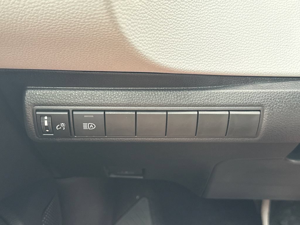 New 2026 Toyota Corolla SE FWD image 31