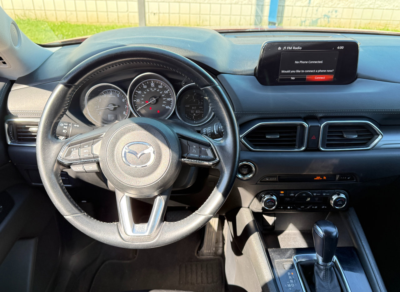 Used 2017 MAZDA CX-5 Touring image 9