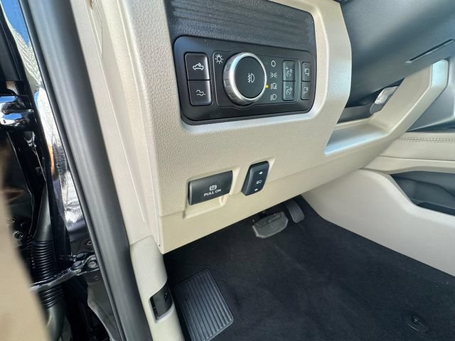 New 2026 Ford F350 Platinum w/ Platinum Plus Package AWD/4WD image 11