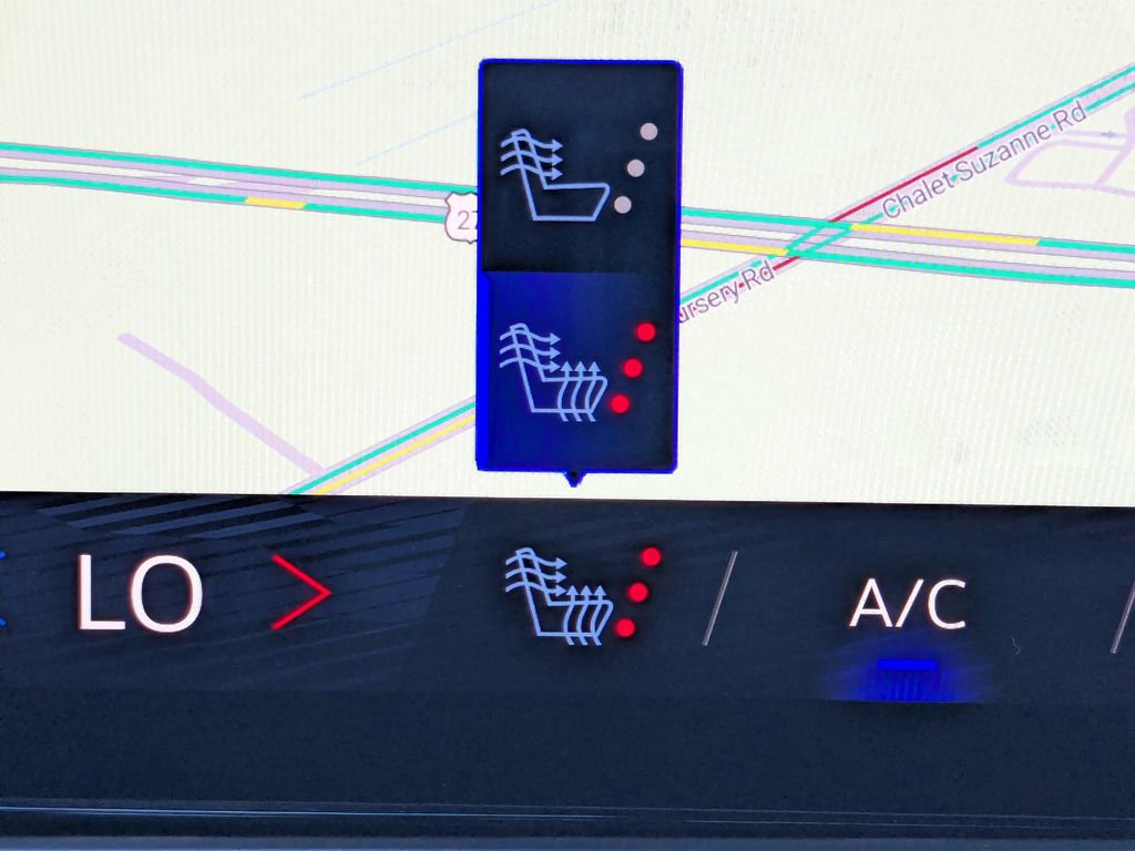 Certified 2025 Chevrolet Suburban Z71 image 28