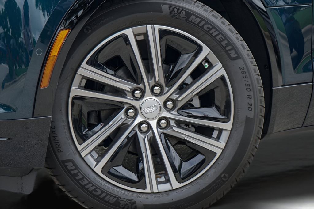 New 2026 Cadillac Lyriq Luxury w/ LPO, Floor Liner Package image 2