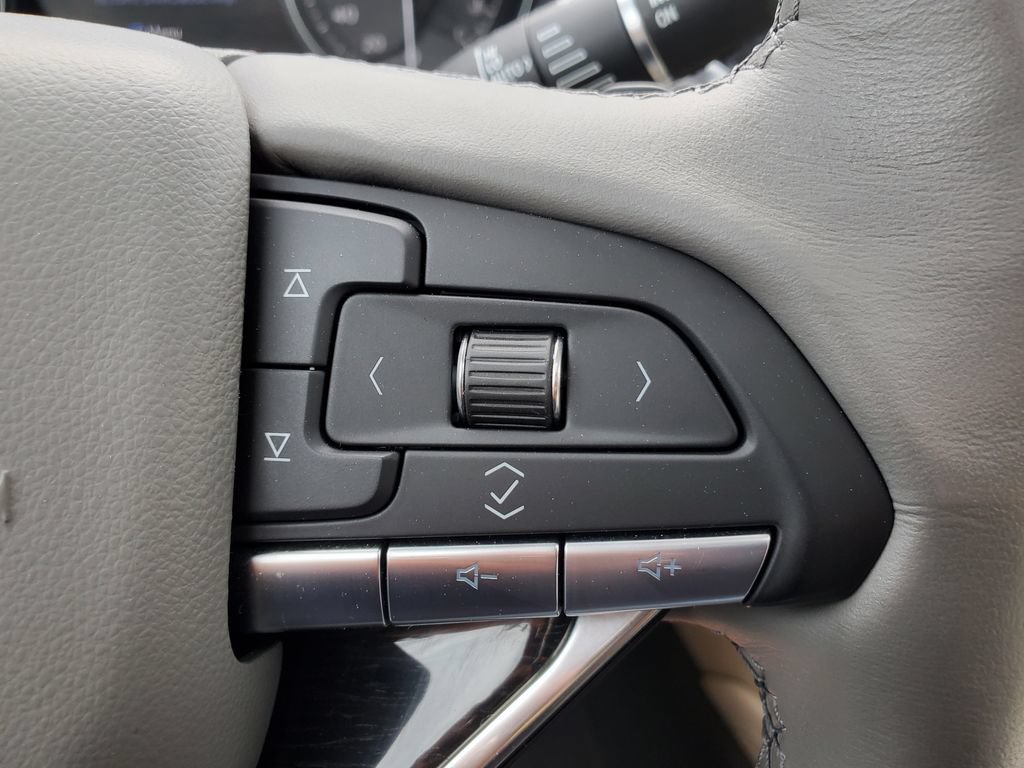 Used 2021 Cadillac XT6 Premium Luxury AWD/4WD image 23