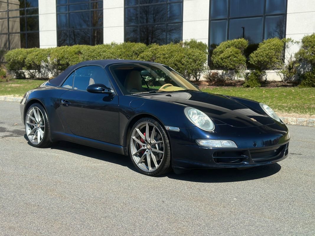 Used 2008 Porsche 911 Carrera S image 2