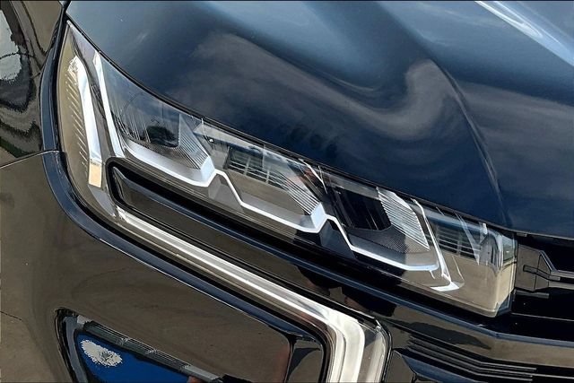 Used 2023 Chevrolet Tahoe Z71 w/ Max Trailering Package AWD/4WD image 31