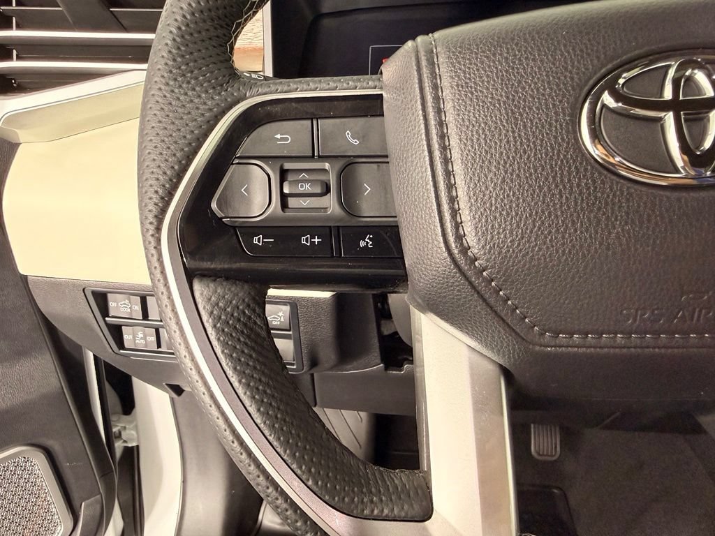 Certified 2025 Toyota Tundra Capstone AWD/4WD image 24