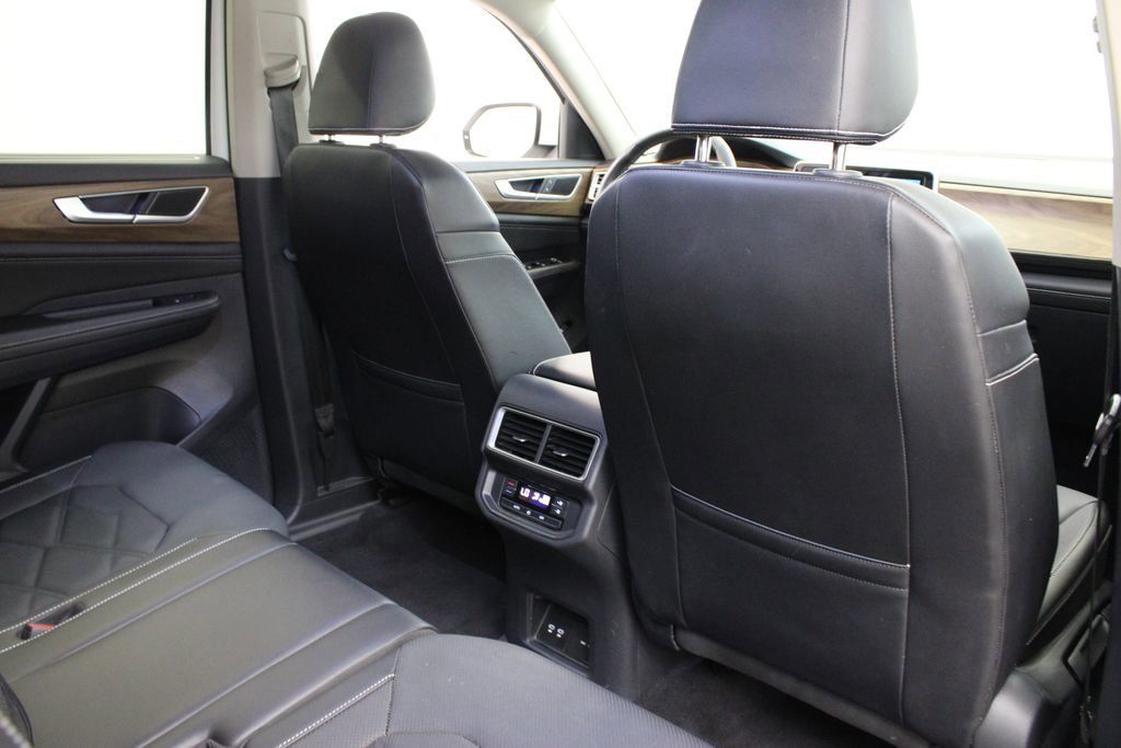Used 2025 Volkswagen Atlas SE AWD/4WD image 20