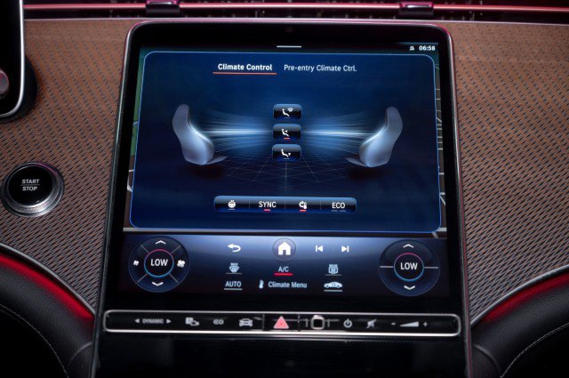 Certified 2023 Mercedes-Benz EQE 500 4MATIC Sedan image 17