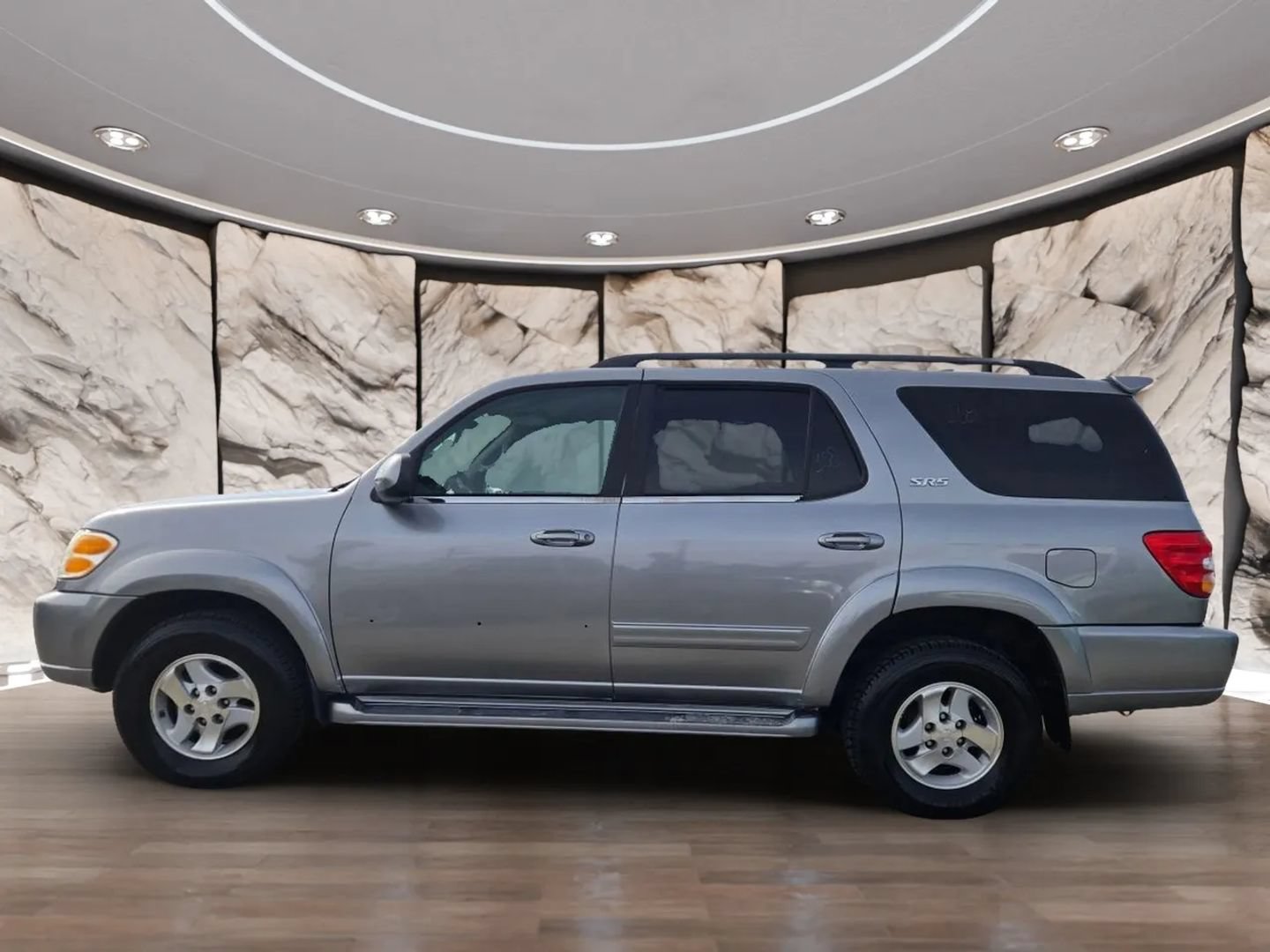 Used 2003 Toyota Sequoia SR5 RWD image 5