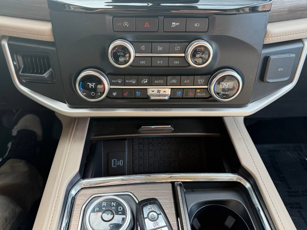 Used 2024 Ford Expedition Limited AWD/4WD image 17