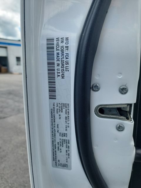 Used 2024 RAM 1500 Warlock AWD/4WD image 29