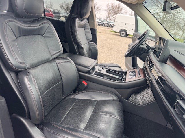 Used 2021 Lincoln Aviator Grand Touring w/ Equipment Group 302A image 40