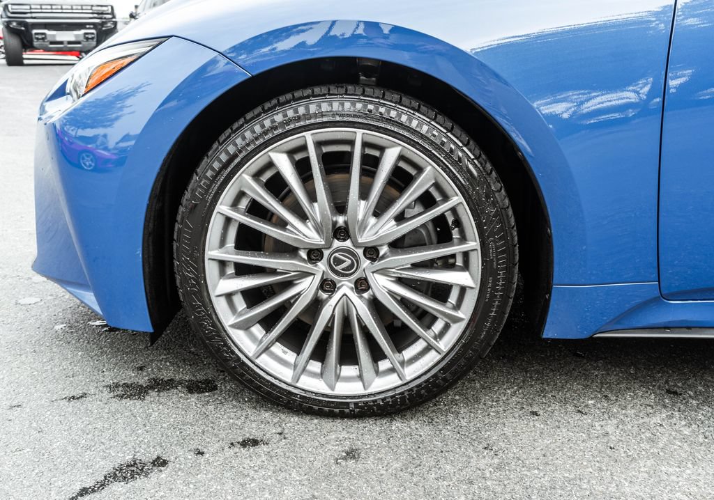 Used 2024 Lexus IS 300 AWD w/ Premium Package image 29