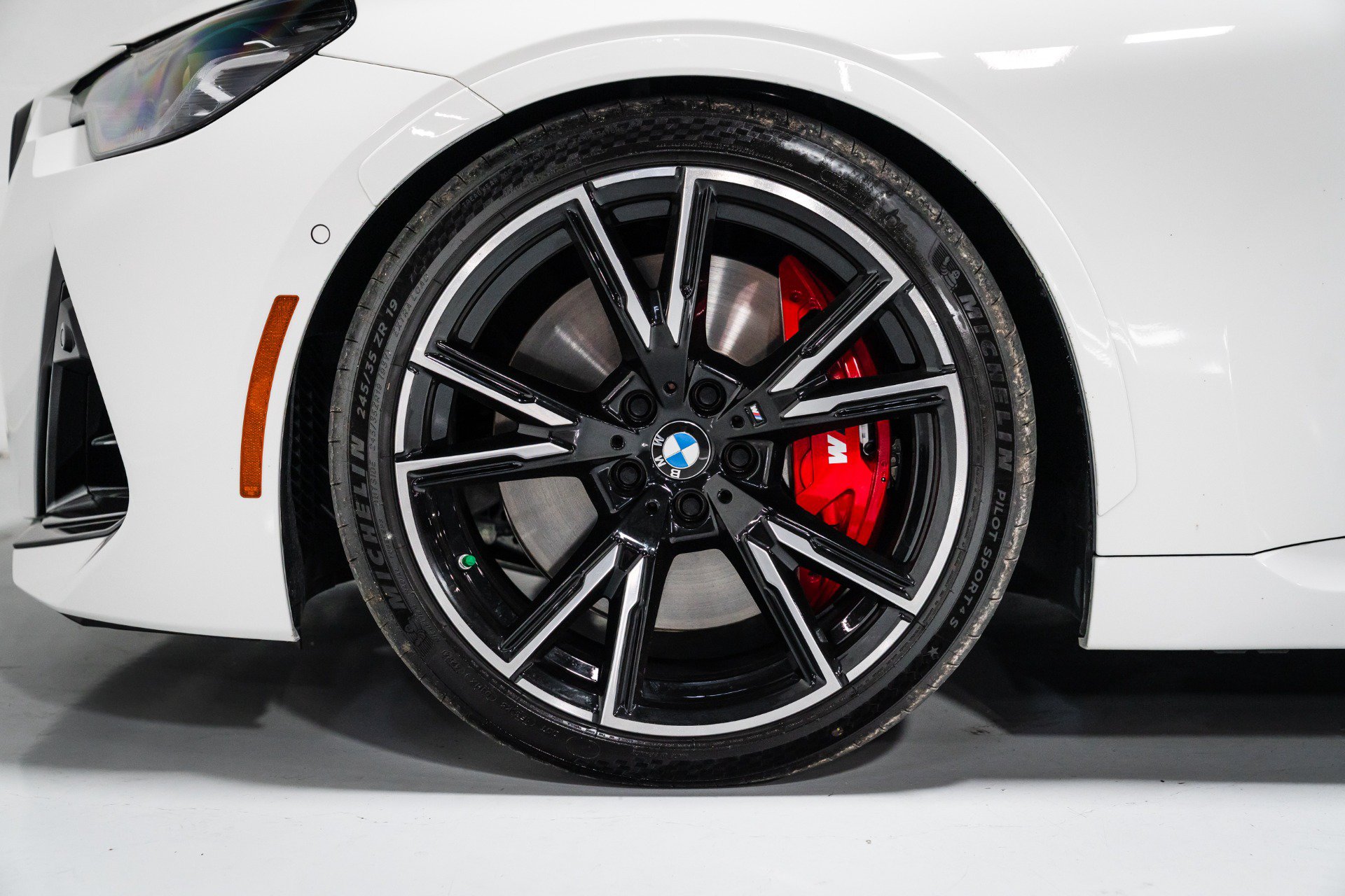 Used 2025 BMW M240i xDrive Coupe AWD/4WD image 9