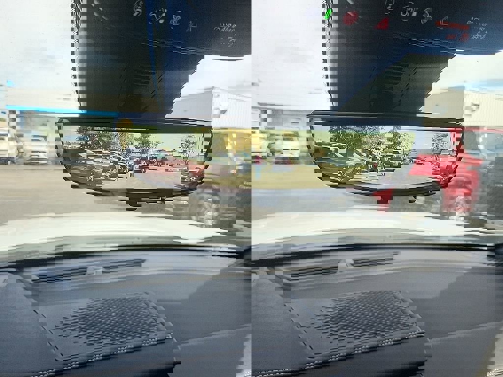 New 2026 GMC Acadia Elevation image 35