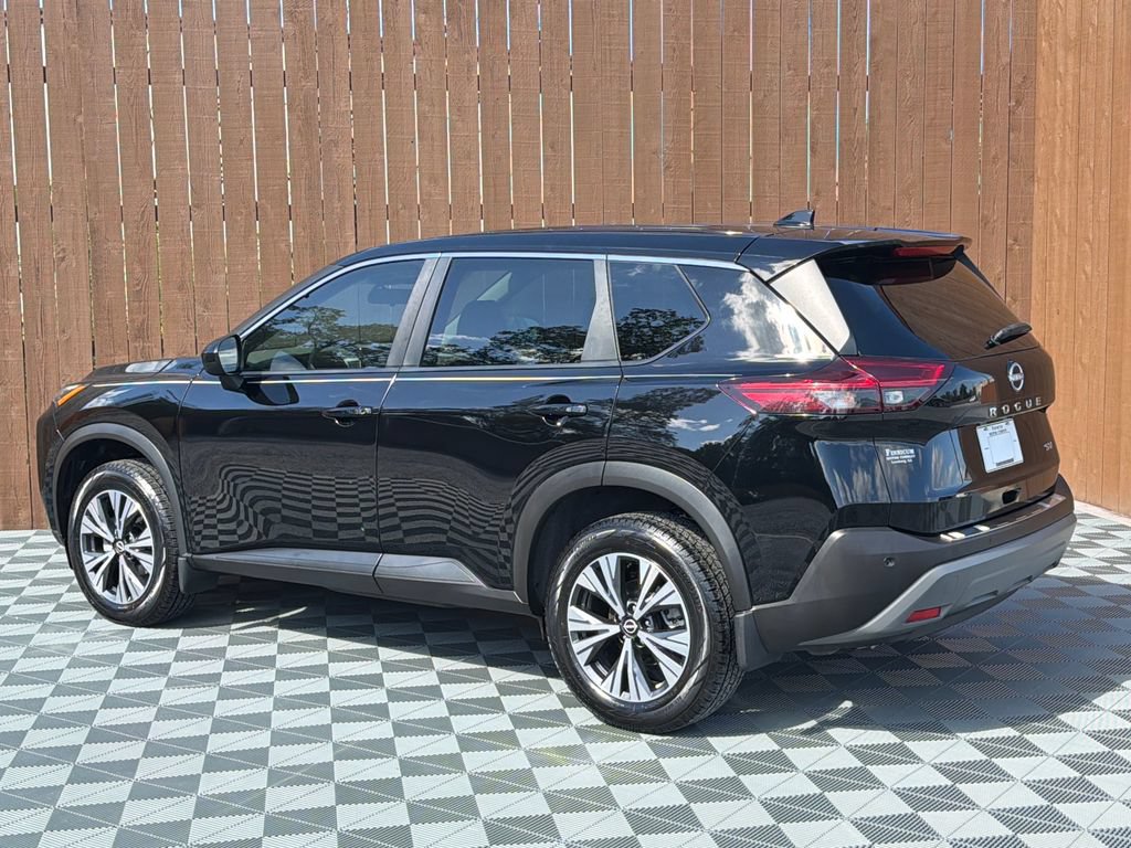Used 2023 Nissan Rogue SV FWD image 14