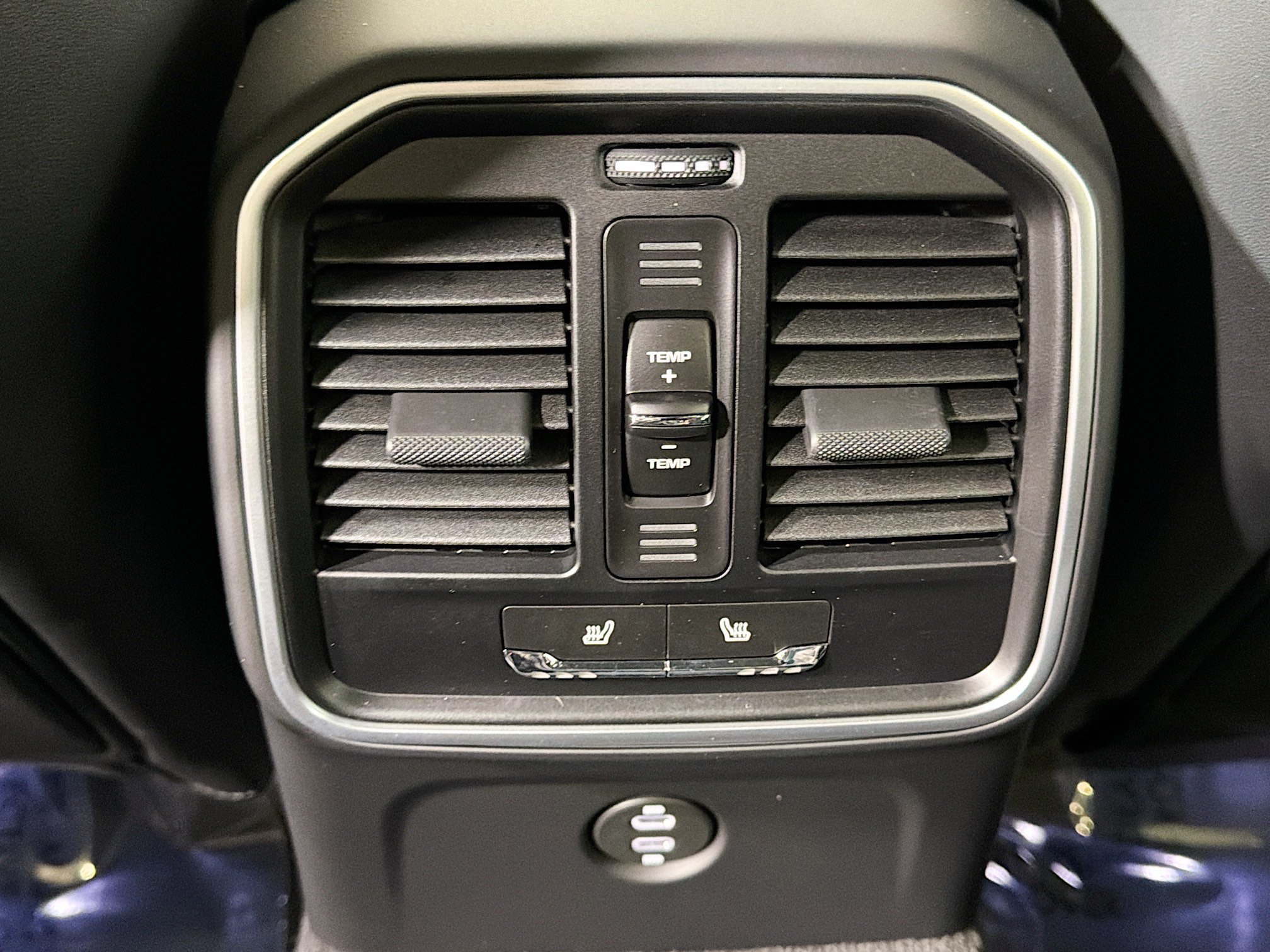 Certified 2026 Porsche Macan S AWD/4WD image 20