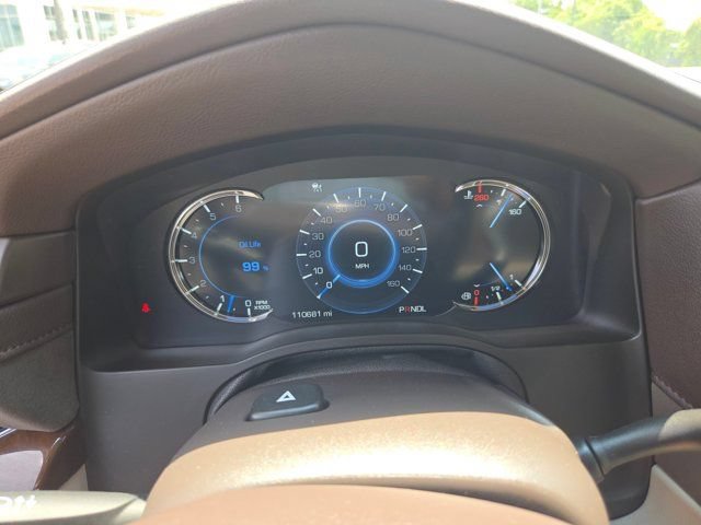 Used 2017 Cadillac Escalade Premium Luxury AWD/4WD image 24