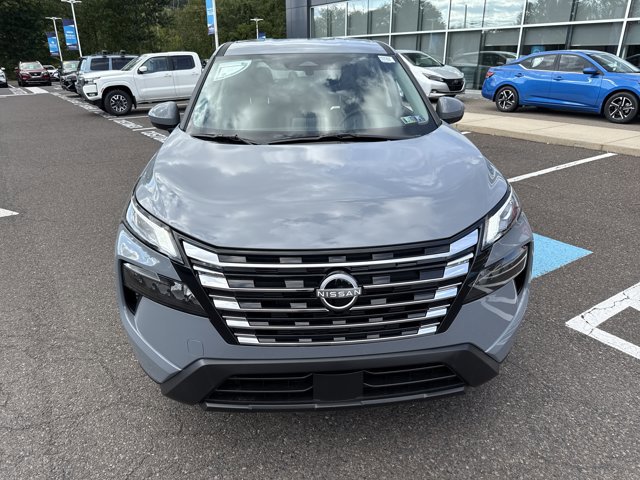 New 2026 Nissan Rogue SV image 2
