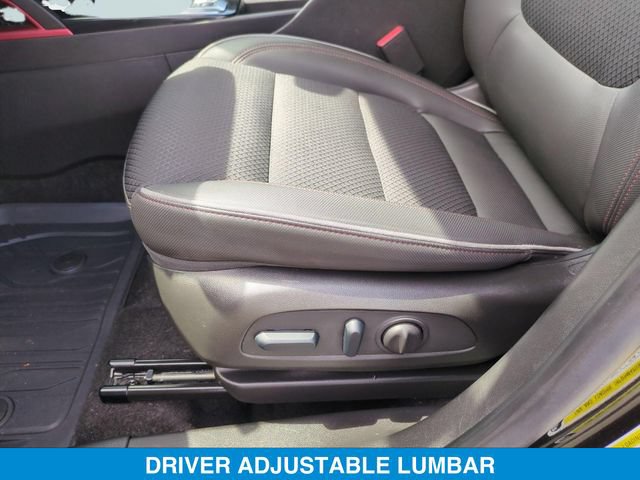 Used 2023 Chevrolet TrailBlazer RS w/ Sun and Liftgate Package AWD/4WD image 16
