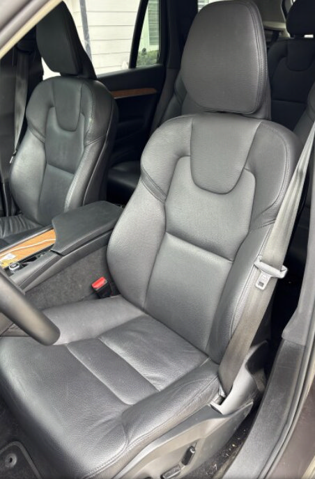 Used 2025 Volvo XC90 T8 Plus AWD/4WD image 3