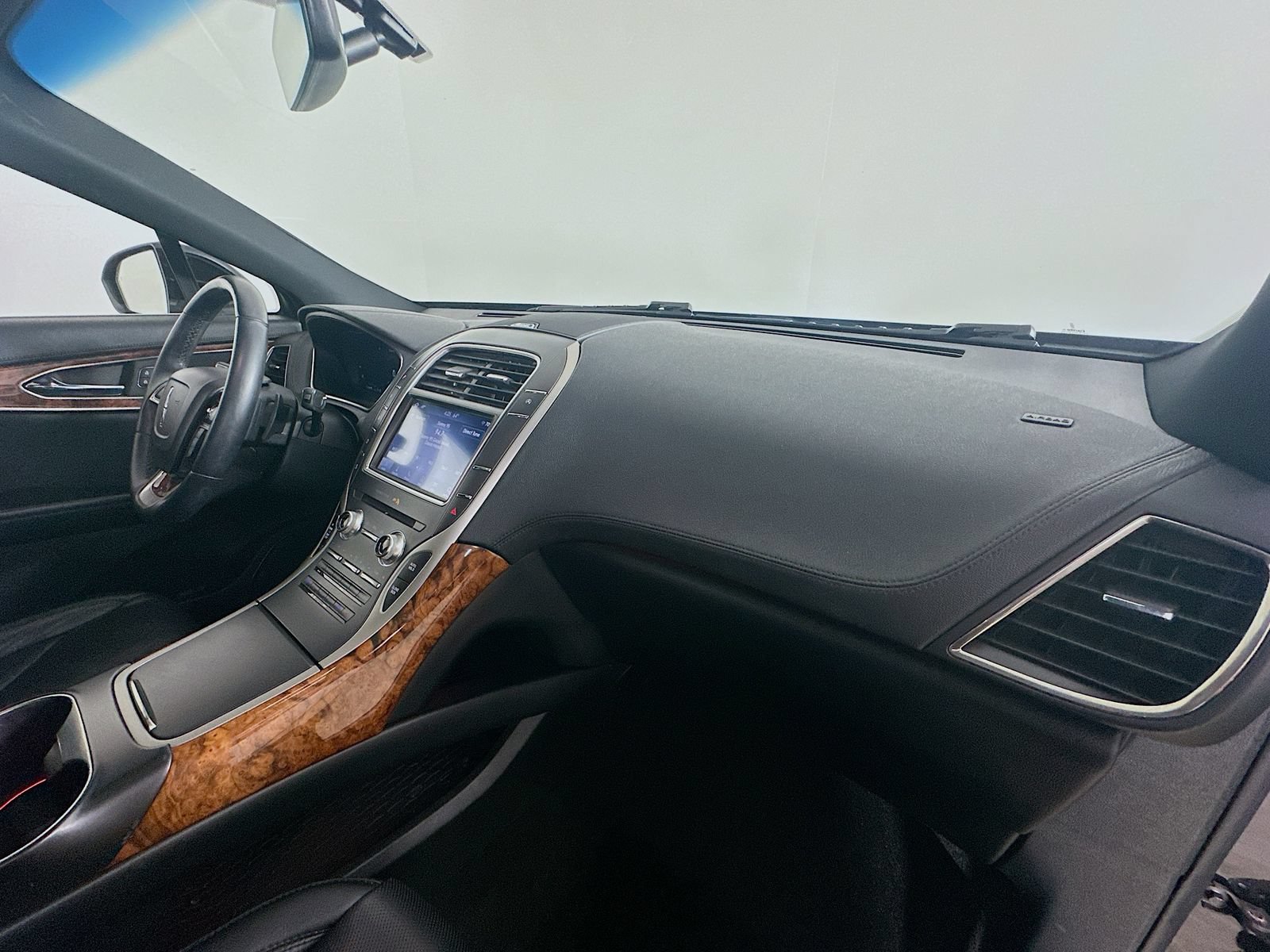 Used 2019 Lincoln Nautilus Reserve AWD/4WD image 46