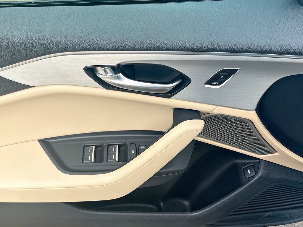 Used 2025 Acura TLX w/ Technology Package FWD image 18