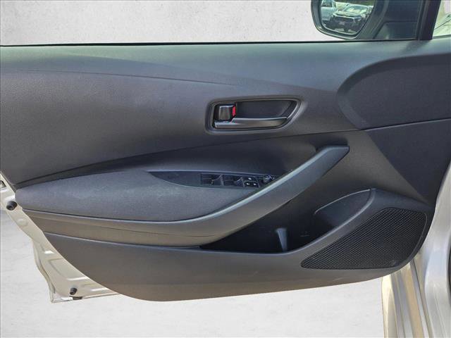 Used 2023 Toyota Corolla LE FWD image 11