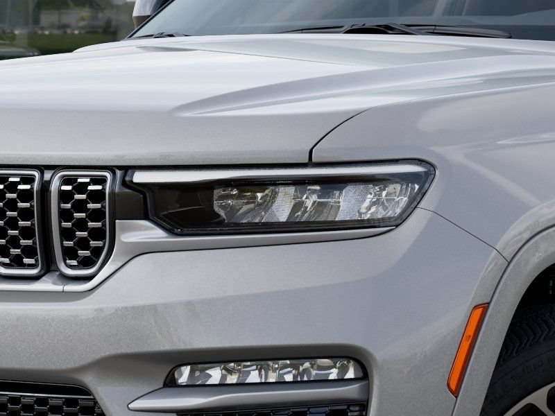 New 2025 Jeep Grand Cherokee Summit AWD/4WD image 10