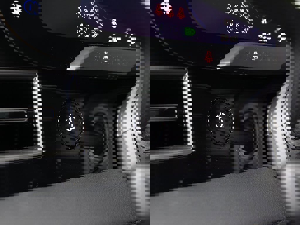 New 2026 Porsche Taycan image 21