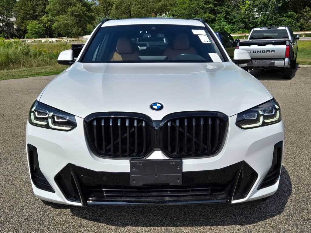 Used 2024 BMW X3 xDrive30i w/ Premium Package AWD/4WD image 9