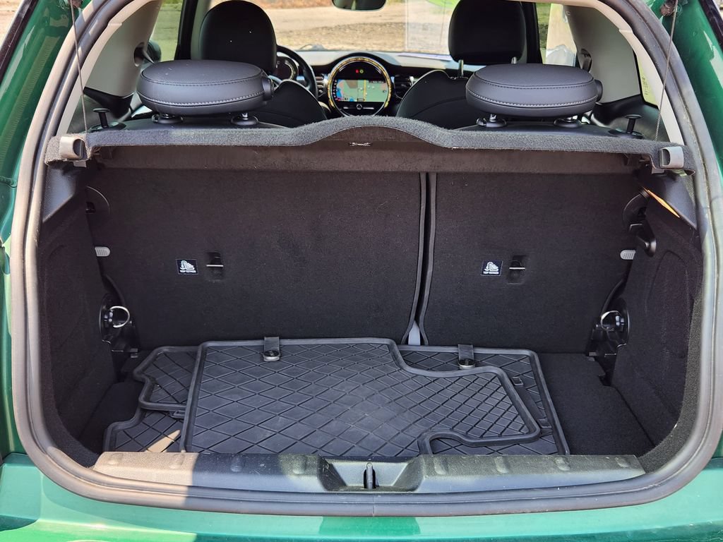 Used 2022 MINI Cooper SE w/ Driver Assistance Package FWD image 11