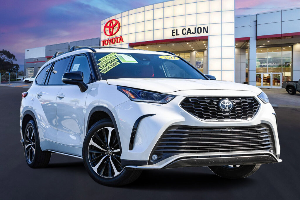 Used 2021 Toyota Highlander XSE