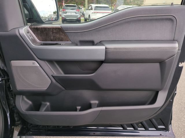Used 2023 Ford F150 Lightning Lariat AWD/4WD image 33