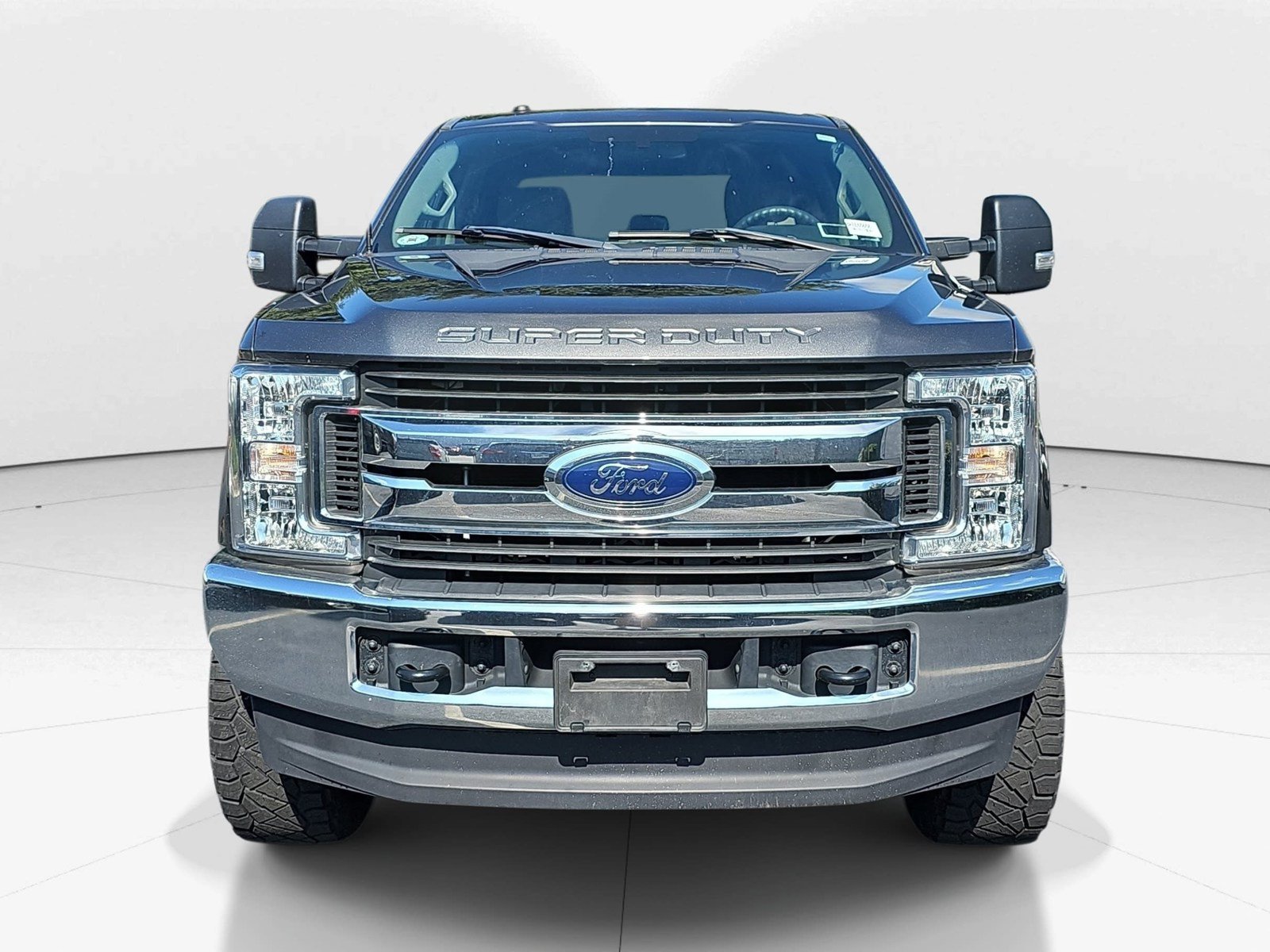 Used 2019 Ford F250 XLT w/ Snow Plow Prep Package AWD/4WD image 8