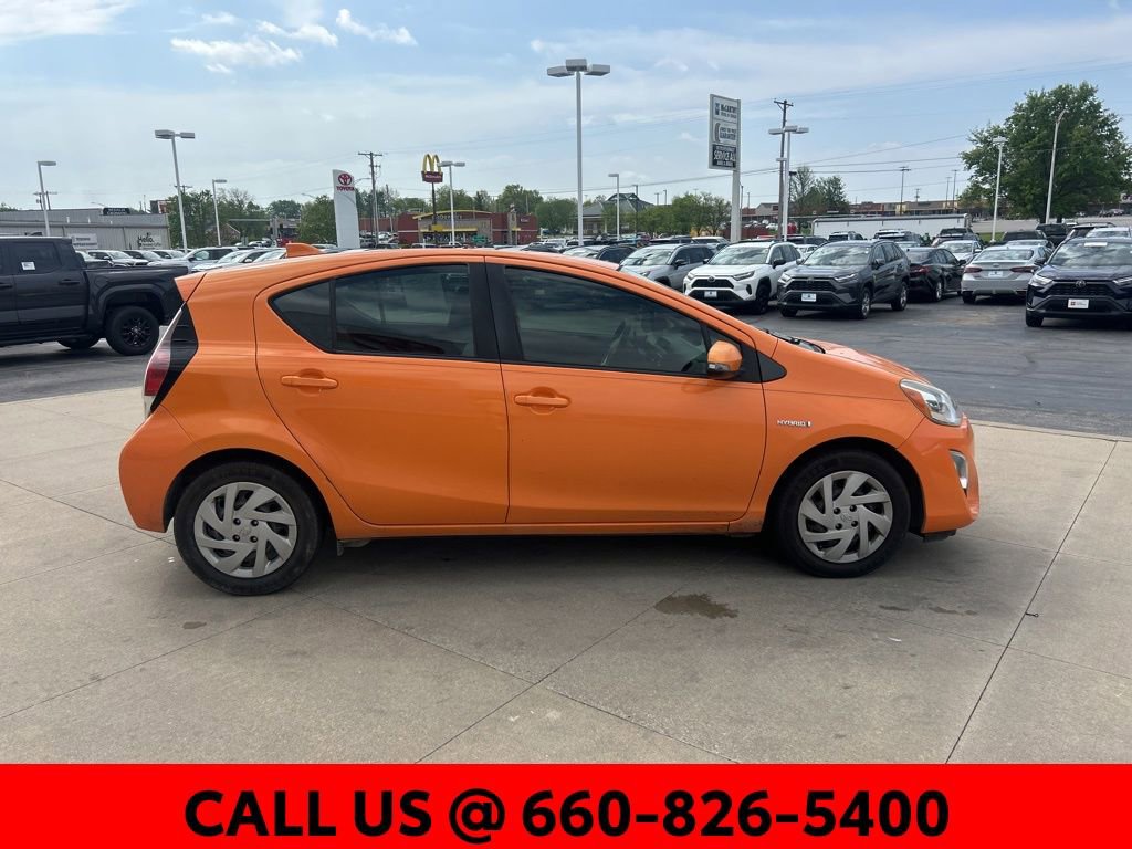 Used 2015 Toyota Prius C One image 4