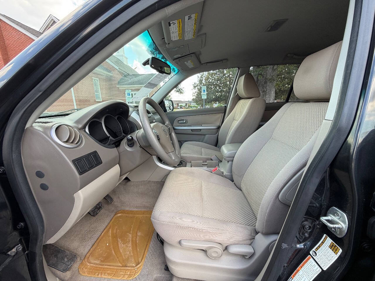 Used 2012 Suzuki Grand Vitara Premium AWD/4WD image 12
