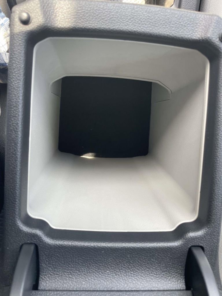 Used 2025 Volkswagen Taos S FWD image 29