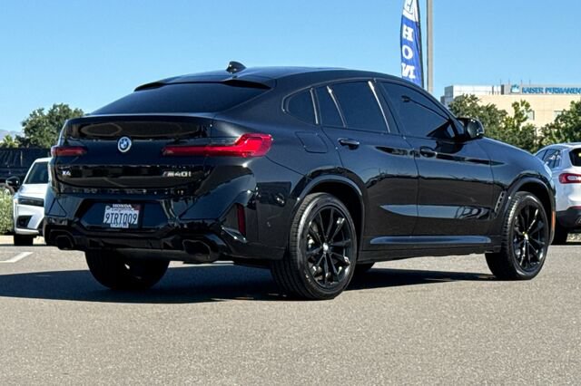 Used 2024 BMW X4 M40i w/ Premium Package AWD/4WD image 4