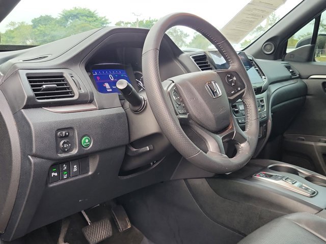 Used 2023 Honda Passport EX-L image 8