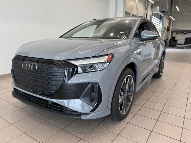 New 2025 Audi Q4 e-tron Premium Plus image 3