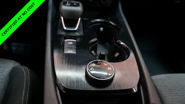 Used 2022 Nissan Rogue SV image 20