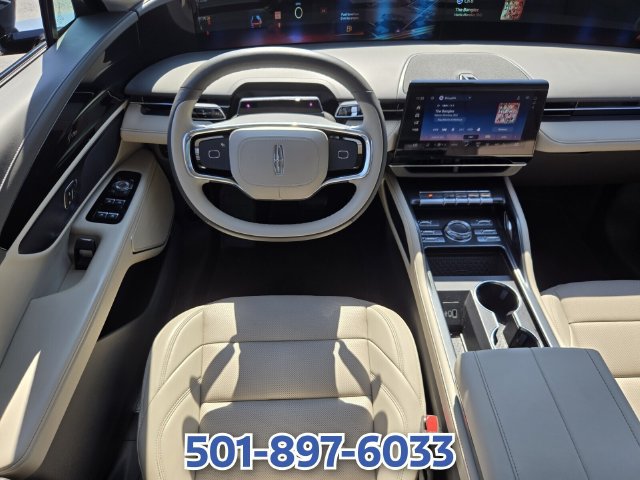 Certified 2025 Lincoln Nautilus Premier AWD/4WD image 12