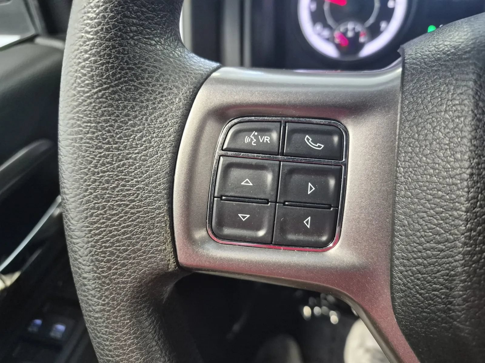 Used 2022 RAM 1500 Warlock AWD/4WD image 27