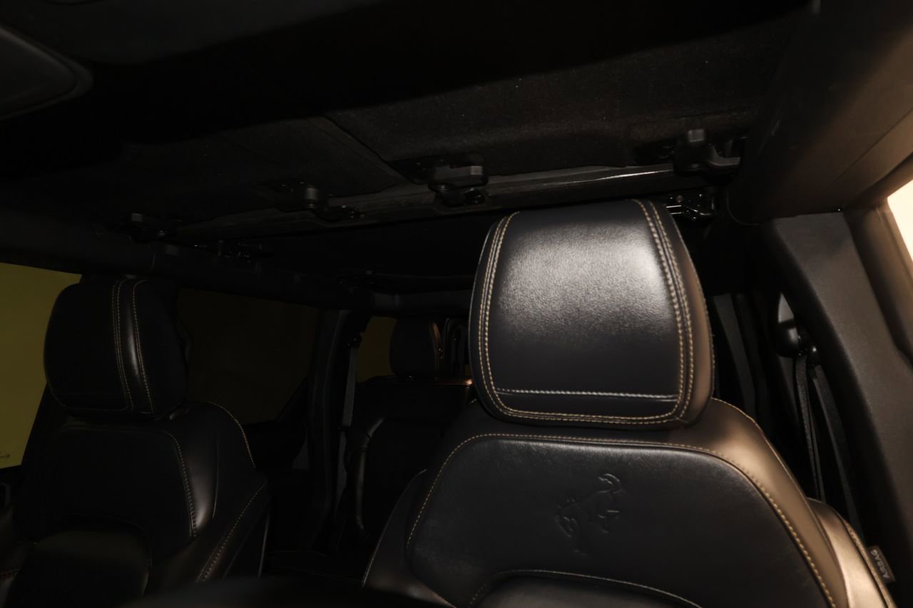 Used 2025 Ford Bronco Badlands AWD/4WD image 18