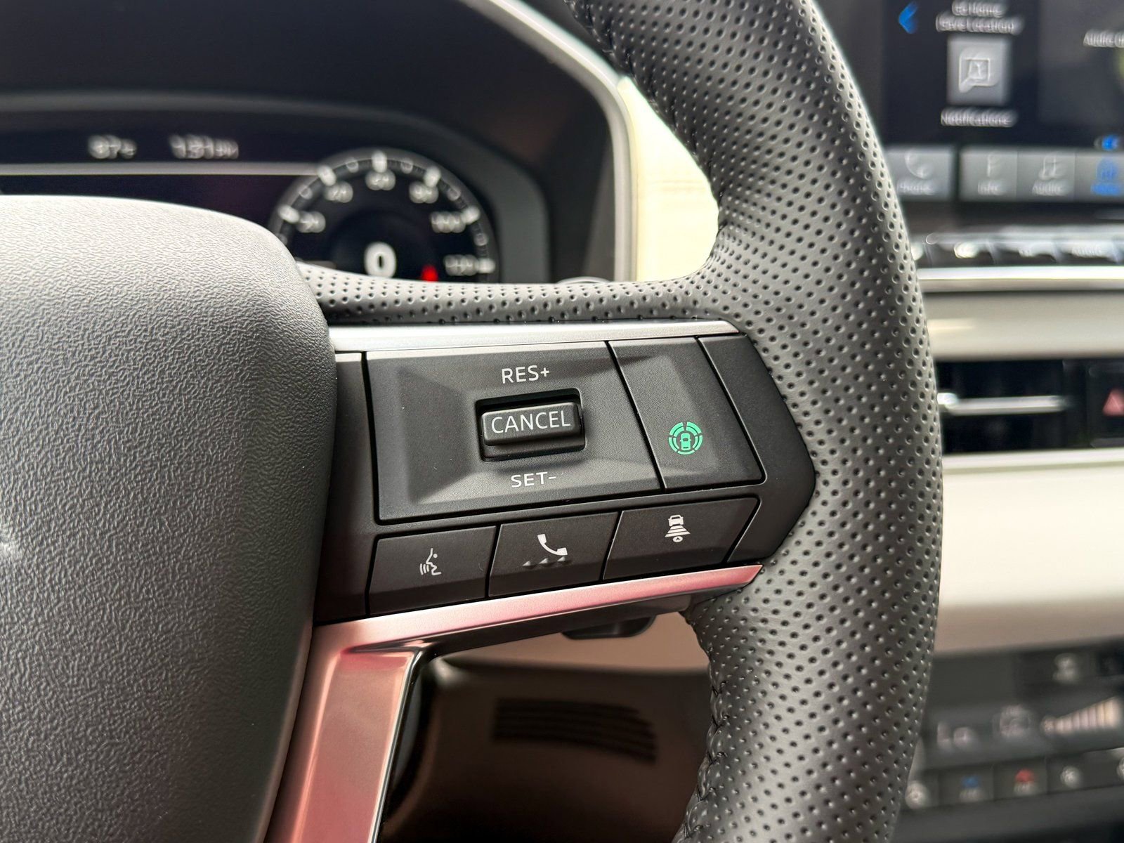 New 2025 Mitsubishi Outlander SEL image 47