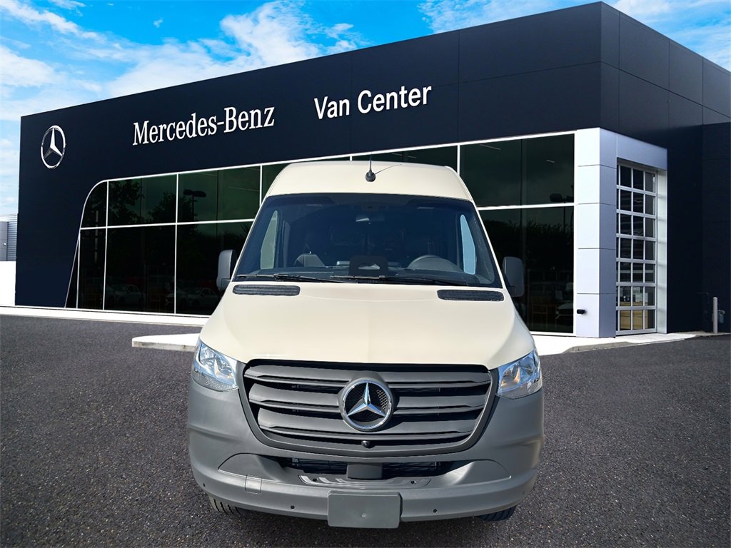 New 2026 Mercedes-Benz Sprinter 144 Cargo image 7