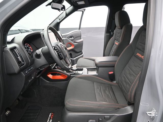 Used 2025 Nissan Frontier PRO-4X image 13