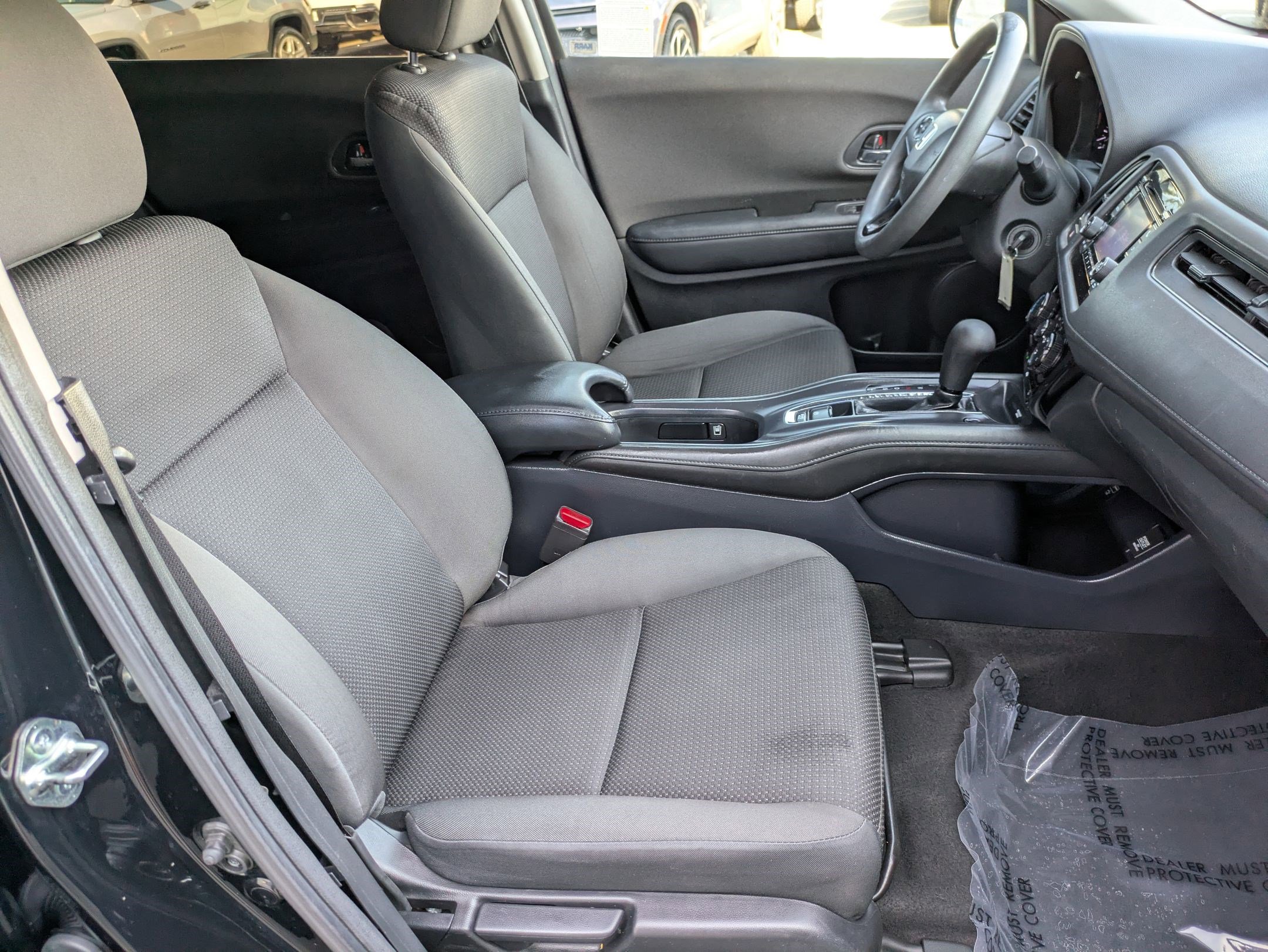 Used 2019 Honda HR-V LX image 27