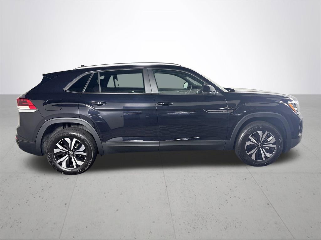 New 2025 Volkswagen Atlas Cross Sport SE image 6