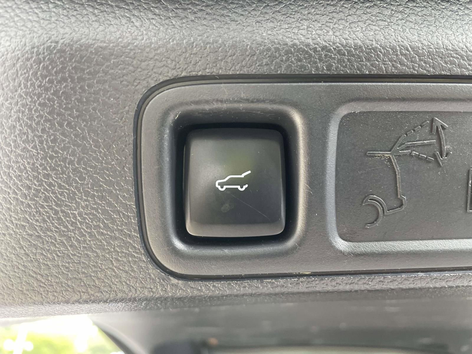 Used 2024 Ford Expedition Limited AWD/4WD image 10
